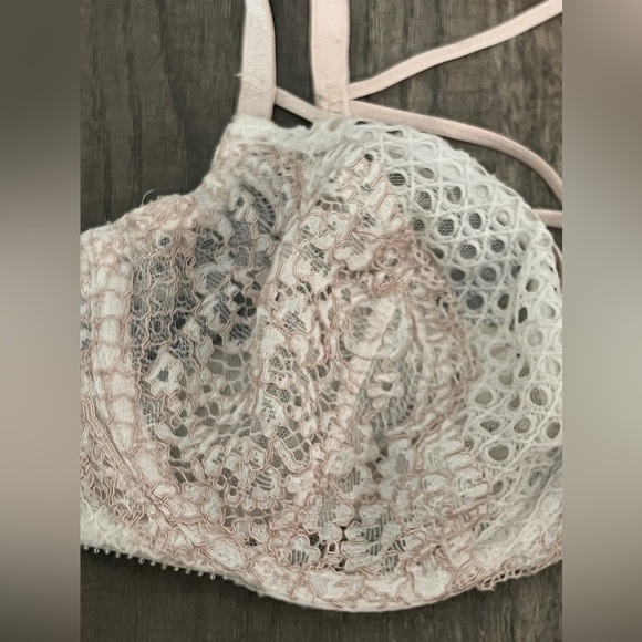 FINAL PRICE Victoria’s Secret Coquette Bra - Picture 3 of 6